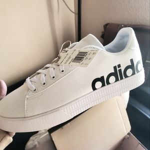 Adidas Sneakers